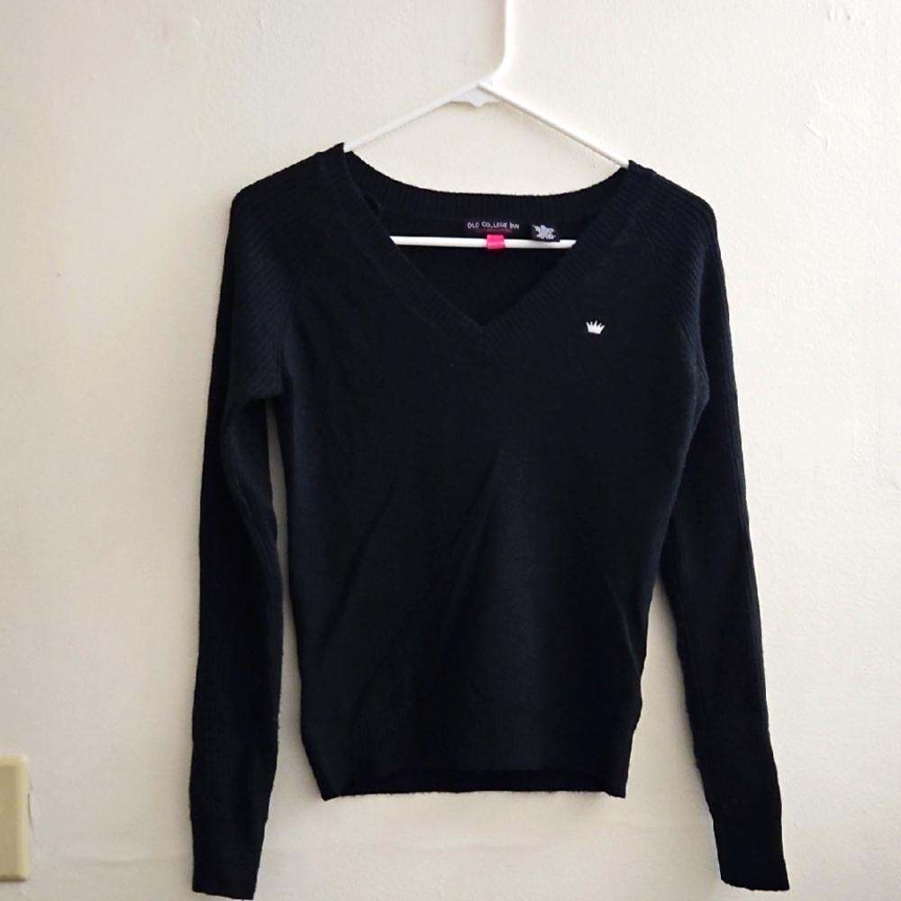 Medium Black V-Neck Sweater with Crown Logo